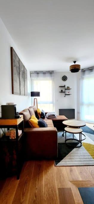 New & Serene 1-Bedroom Apart Near #Ladefenseparis #Parking&Fibre Suresnes Kültér fotó