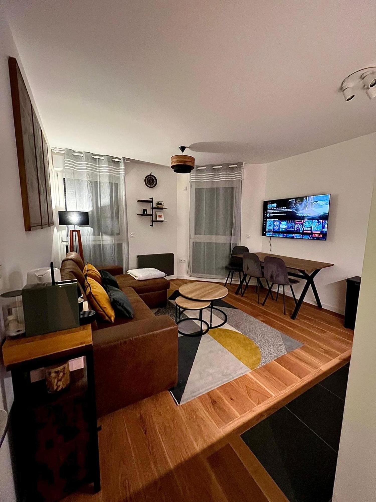 New & Serene 1-Bedroom Apart Near #Ladefenseparis #Parking&Fibre Suresnes Kültér fotó
